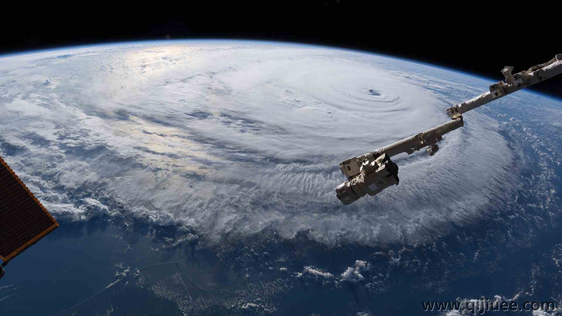 飓风 地球 云 螺旋 气旋 摄影 雪 科学 空间站 自然 风暴 鸟瞰 风景 卫星 国际空间站 行星 海洋 台风 阳光 大气  4K壁纸5568 x 3712/3.3 MB-柒染云阁