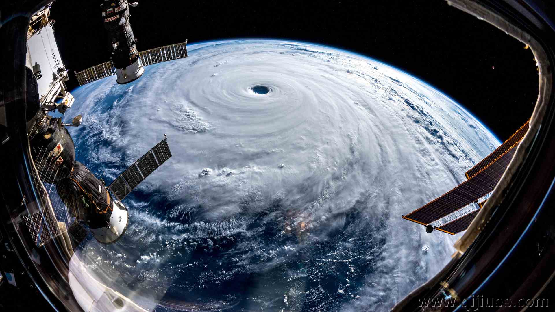 飓风 台风 气旋 螺旋 宇航局 国际空间站 地球 太空 自然 科学 空间站 云 行星 卫星 阳光 大气 摄影 风暴 风景 5568 x 3712/3.58 MB-柒染云阁
