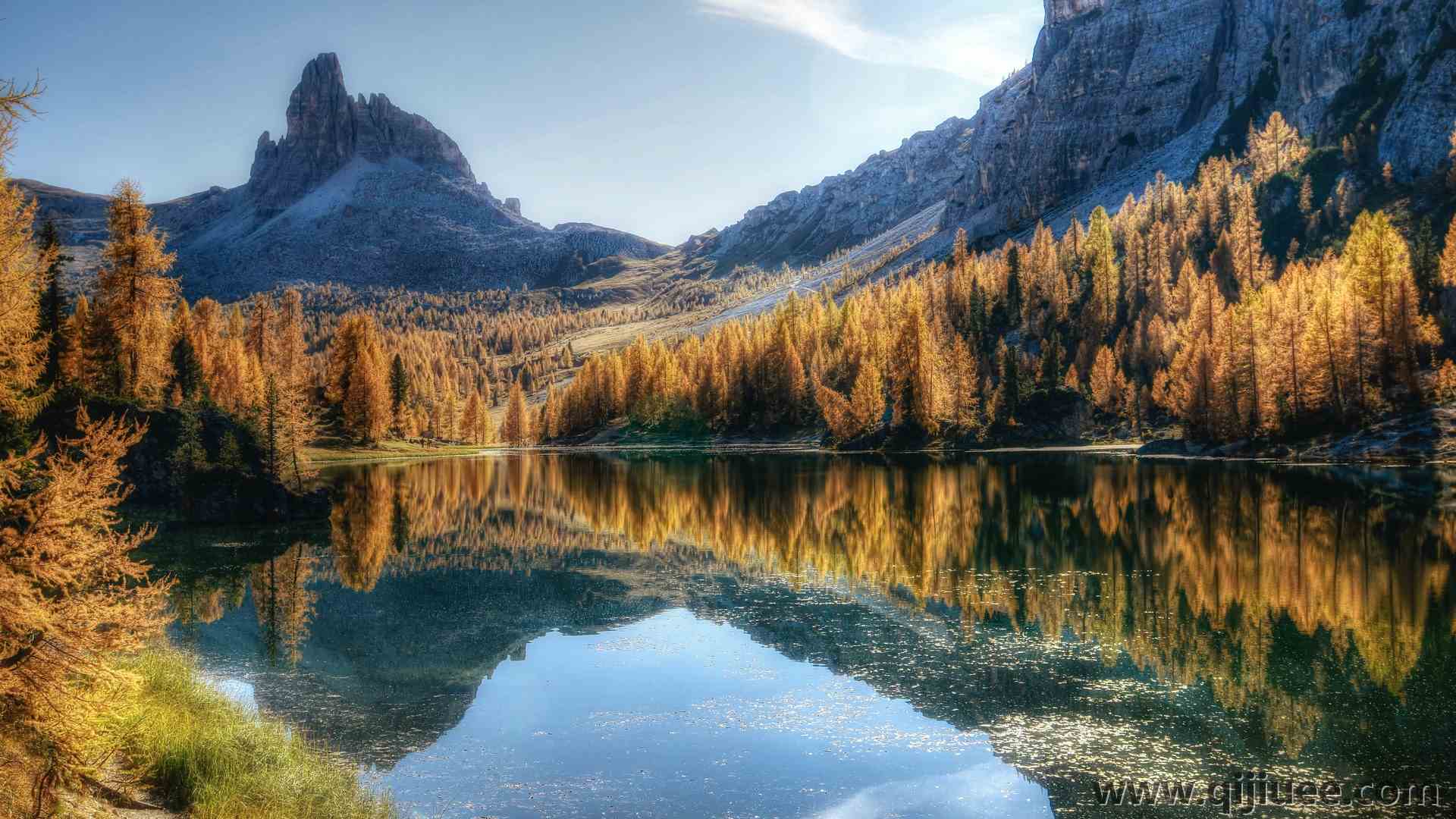 风景 自然 山脉 秋天 倒影 湖泊  电脑壁纸 4K壁纸3840 x 2160/2.97 MB-柒染云阁