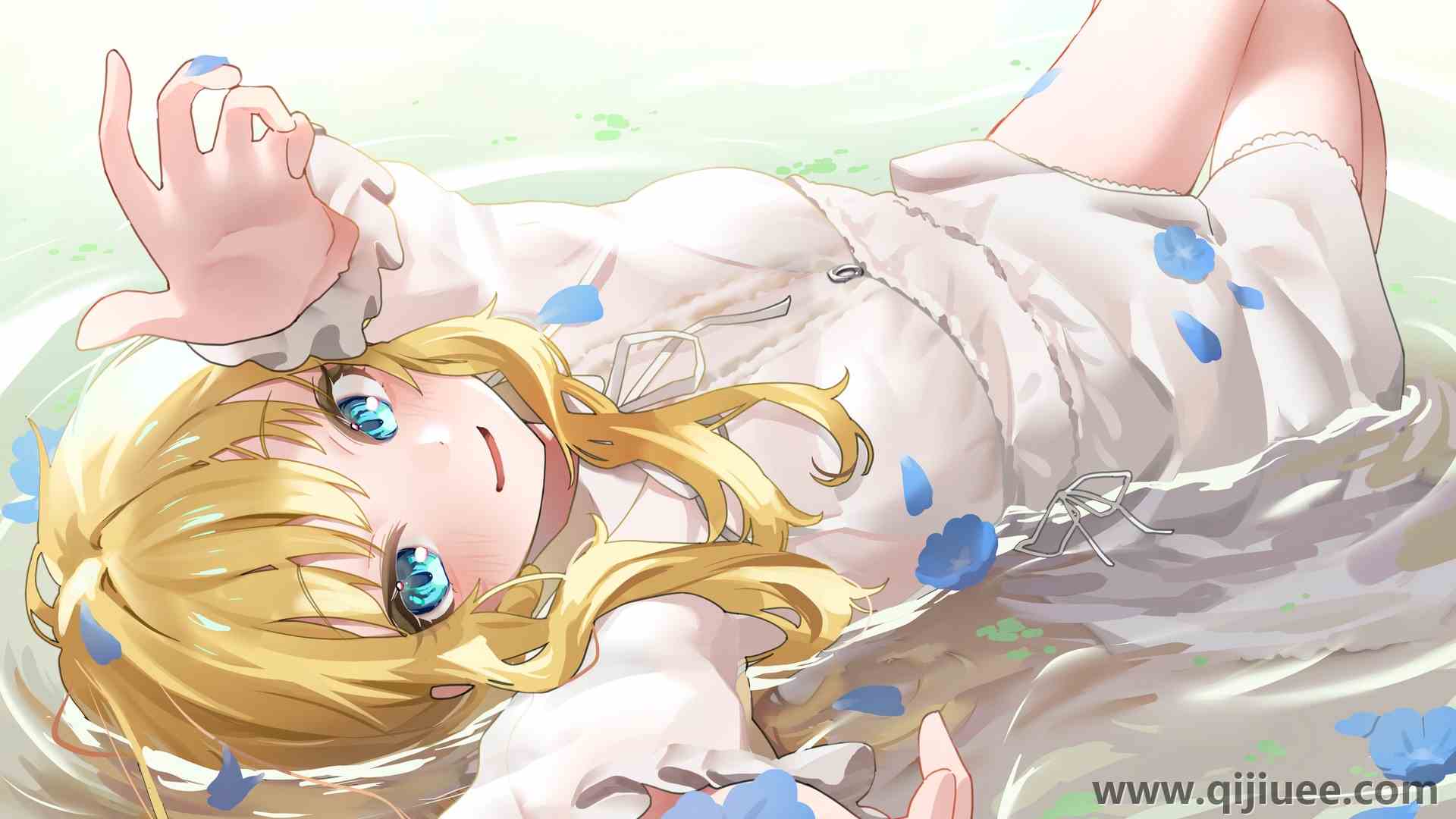 仰面躺着 微笑 蓝眼睛 动漫 动漫女孩 连衣裙  电脑壁纸 4K壁纸4092 x 2893/1.29 MB-柒染云阁