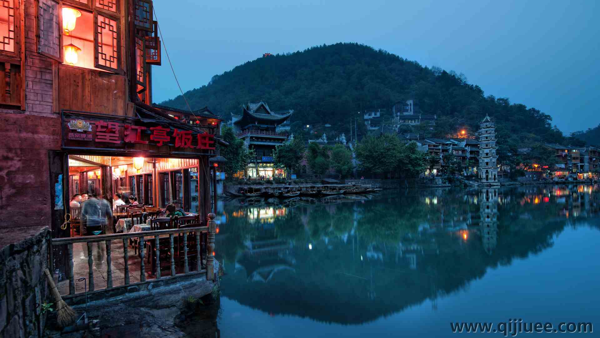 人物 中国 摄影 水 倒影 山 灯 丘陵 建筑 餐厅 建筑 湖南  电脑壁纸 4K壁纸3840 x 2160/5.13 MB-柒染云阁