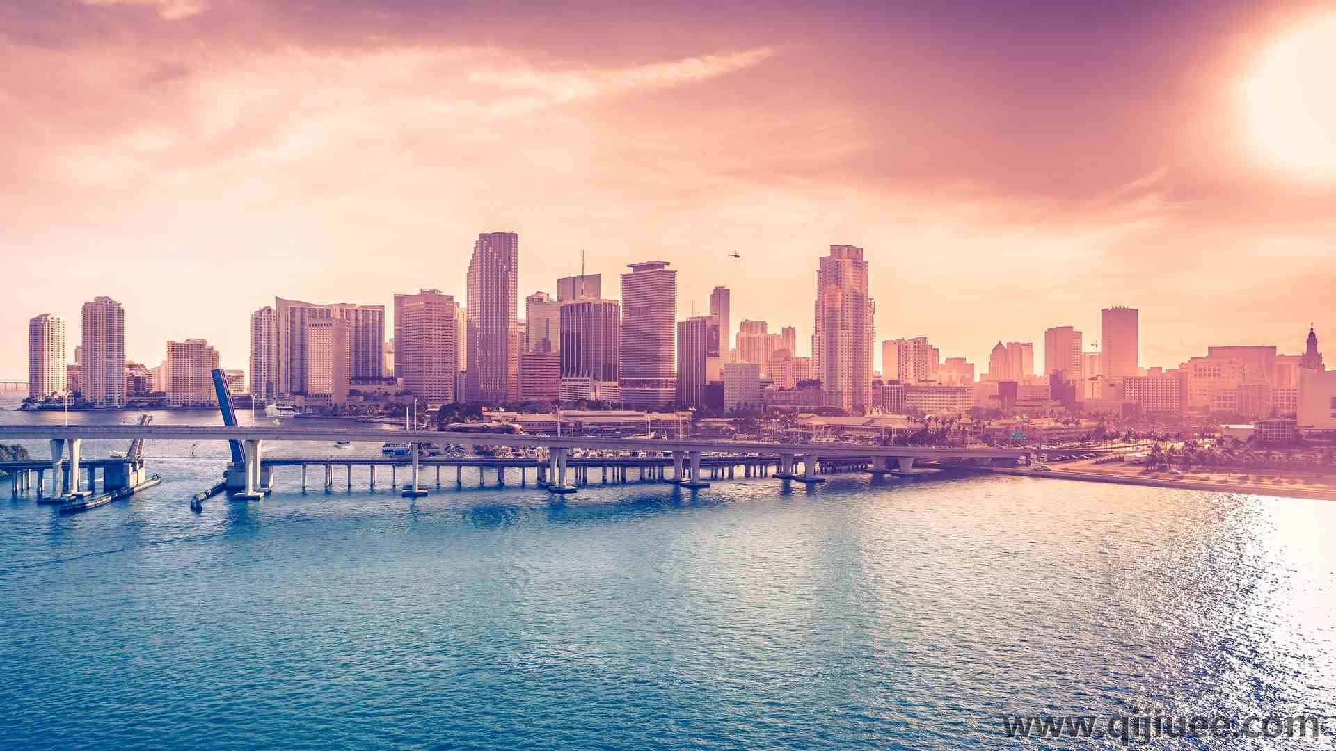 城市 摩天大楼 建筑 暖色 城市景观  电脑壁纸 4K壁纸5120 x 2880/3.4 MB-柒染云阁