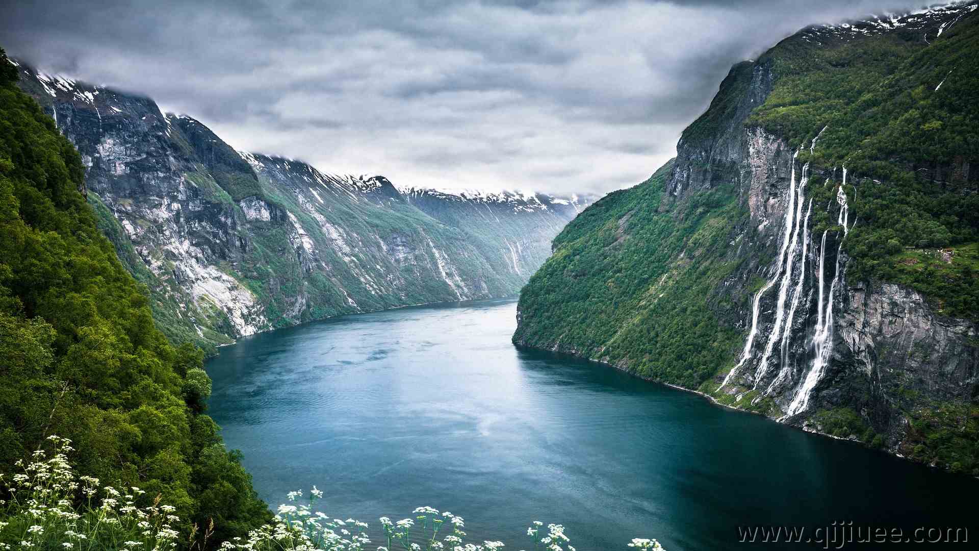 风景 自然 山脉 挪威 瀑布 峡湾  电脑壁纸 4K壁纸3840 x 2160/2.65 MB-柒染云阁