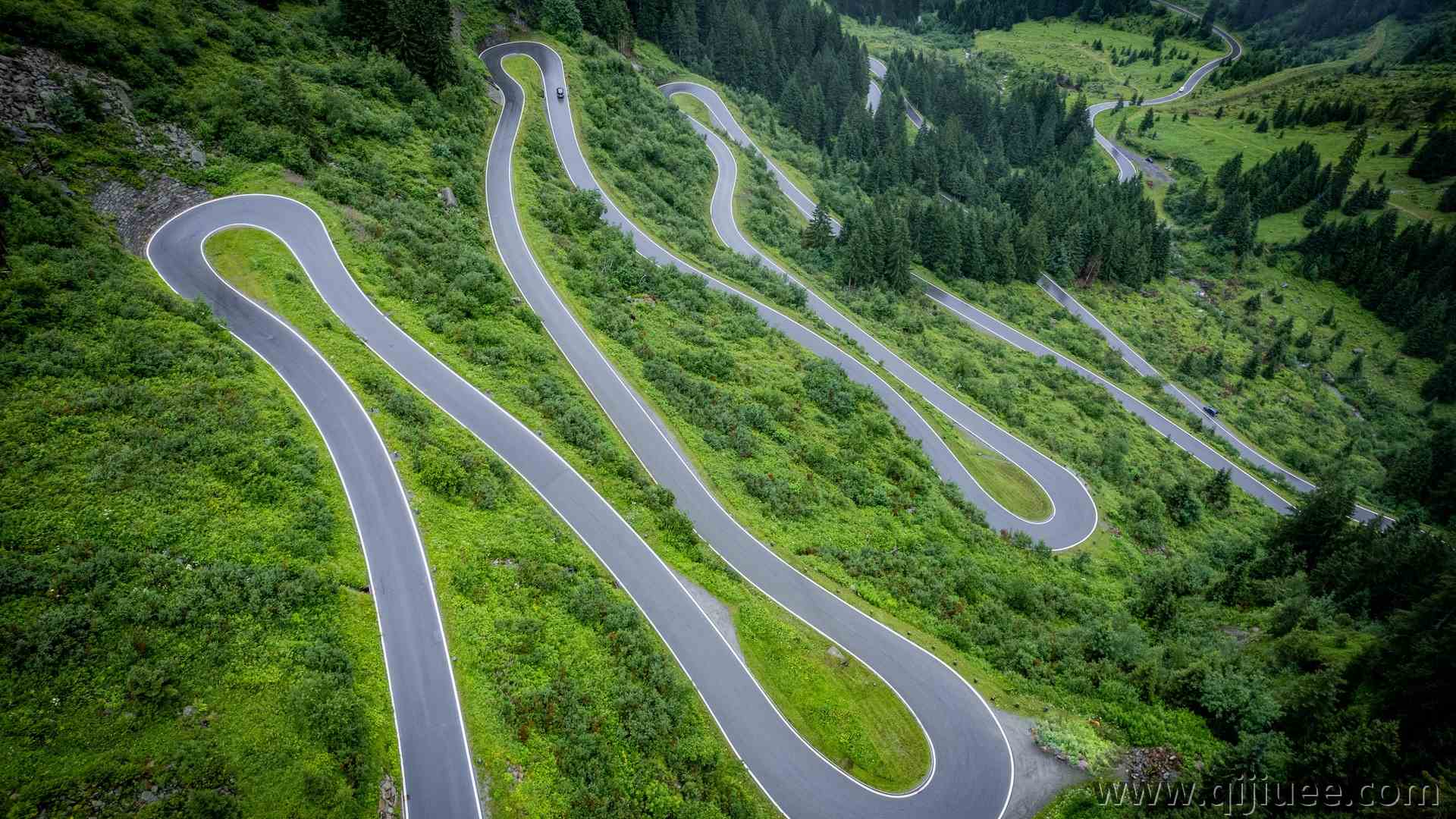 道路 森林 树木 绿色 山脉 自然 风景 丘陵 草地 户外  4K壁纸5464 x 3640/8.88 MB-柒染云阁